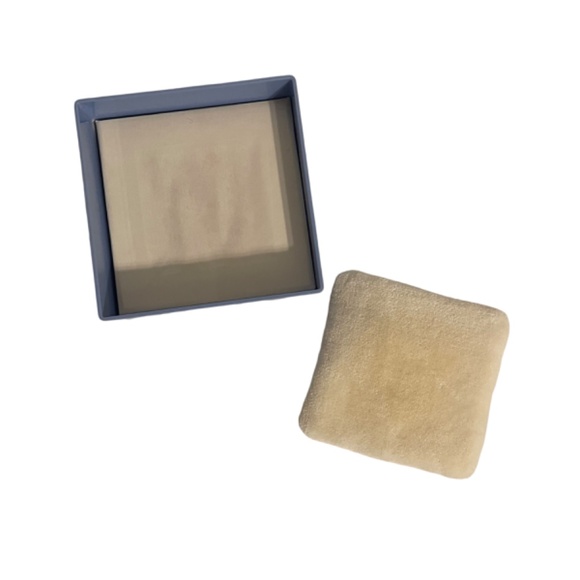 Estee by Estee Lauder Vintage Perfumed Body Powder w/ Puff 3 oz Container NIB - Picture 7 of 10